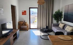 Adamandri Lodge - Prime Location